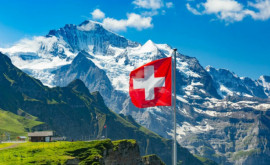 Elvețienii șiau redus mult din cheltuieli Ce indică datele unui sondaj