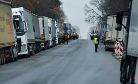 Încă un punct de control la granița cu Ucraina va fi blocat de fermierii polonezi