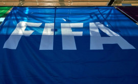 FIFA reacționează la posibila introducere a cartonașelor albastre în fotbal