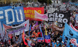 De ce protestează Argentina împotriva terapiei de șoc a lui Milei