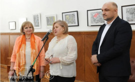В Национальной библиотеке открылась выставка графики Василия Чураря