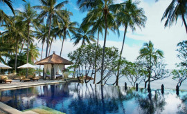O insulă indoneziană locul preferat al turiștilor impune taxe