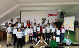 Tabăra Securitatea Cibernetică pentru copii localnici și refugiații ucraineni organizată de YMCA Moldova