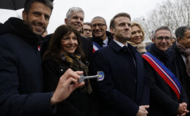 Эммануэль Макрон торжественно открыл Олимпийскую деревню в Париже