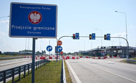 Fermierii polonezi au deblocat punctul de trecere a frontierei KrakovetsKorczowa