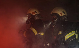 Incendiu în Capitală Un oficiu a fost cuprins de flăcări
