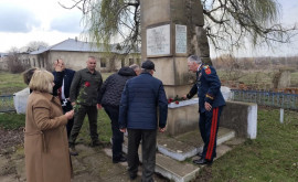 În satul Cosăuți a fost cinstită memoria primilor eliberatori ai Moldovei de fascism 