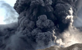 Как далеко распространяются вулканические выбросы в Исландии