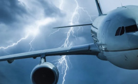 Mărturiile unui pasager în avionul lovit de fulger