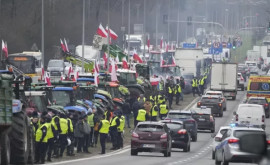 Fermierii polonezi inițiază demisia guvernului