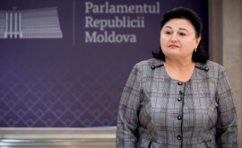 Percheziții la Aeroport Grosu cere unei deputate să renunțe la mandat 