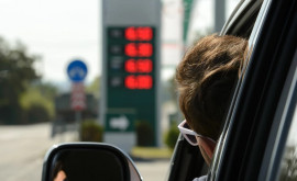 Ce prețuri la carburanți vor afișa mîine benzinăriile din Moldova