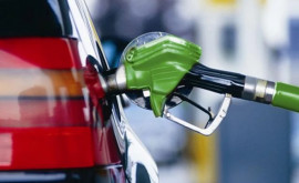 ANRE anunță noi prețuri la carburanți Cît va costa un litru de benzină și motorină