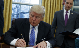 Trump a semnat actul de retragere a SUA din tratatul comercial transPacific 