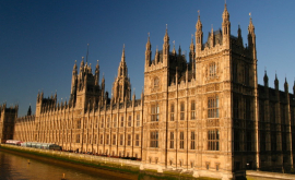 Британский парламент рассмотрит петицию об отмене визита Трампа