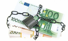 Блокированы счета 13 микрофинансовых организаций Молдовы
