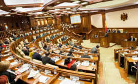 Socialiștii au părăsit ședința Parlamentului în semn de protest