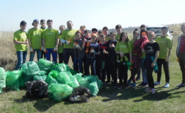 Traseul turistic spre Țipova a fost curățat de deșeuri VIDEO FOTO