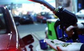 Cum sau schimbat prețurile la combustibili în Moldova