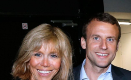 Macron în costum de 450 de euro la învestirea sa Ce a purtat soția lui