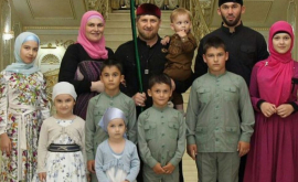 Doi dintre copii minori ai lui Kadîrov au devenit milionari 