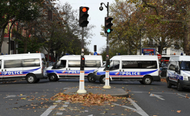 Режим чрезвычайного положения во Франции могут продлить до ноября