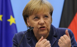 Меркель Европа должна стать самостоятельным игроком в международных делах