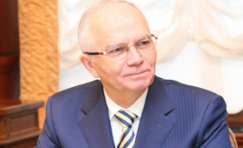 Посол РФ в Кишинёве поздравил соотечественников с Днём России