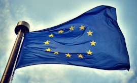 Делегация ЕС наградила лучших волонтеров Молдовы
