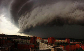 Furtună puternică la Moscova FOTO VIDEO