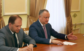Президент Молдовы посетил Минский тракторный завод