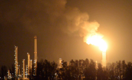 Крупный пожар на крупнейшем нефтеперерабатывающем заводе Европы ВИДЕО