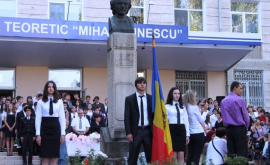  Elevii unei școli din Chișinău vor frecventa lecțiile în două schimburi