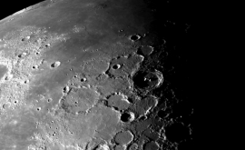 O rocă de pe Lună dezvăluie secretele cîmpului magnetic al satelitului