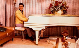 Белый рояль Элвиса Пресли будет выставлен на продажу на eBay