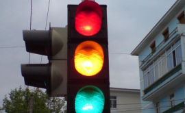 Atenție La o intersecție nu funcționează semaforul