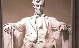Monumentul preşedintelui american Abraham Lincoln a fost VANDALIZAT