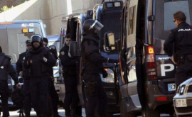 Подозреваемых в причастности к терактам в Каталонии доставили в суд