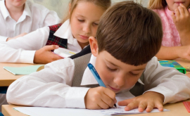 Ucraina vrea să închidă școlile cu predare în limba moldovenească