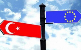 Юнкер поставил крест на членстве Турции в ЕС