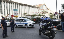 O motocicletă a explodat lîngă biroul atașatului militar al Iordaniei la Paris