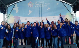 Tinerii Partidului Nostru reprezintă cu demnitate Moldova la festivalul din Soci