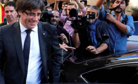 Liderul demis al Cataloniei şia îndemnat susținătorii să protesteze 