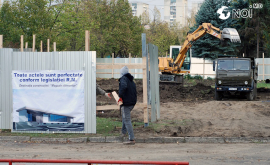 Contrar interdicției pe str Calea Ieșilor au început lucrările de construcție a unui Centru Comercial FOTO