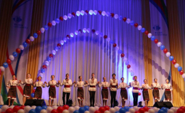 Молдавские студенты выступили на фестивале Нас подружила Москва ФОТО
