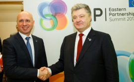 Филип и Порошенко обсудили последние достижения двустороннего сотрудничества
