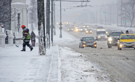 На Москву обрушился снегопад