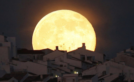 Superluna sa apropiat de Pămînt la cea mai apropiată distanță FOTO