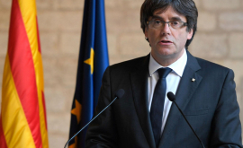 Испанский суд отозвал ордер на арест бывшего главы Каталонии Карлеса Пучдемона