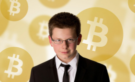 Cum trăiește un milionar în bitcoini în vîrstă de 18 ani